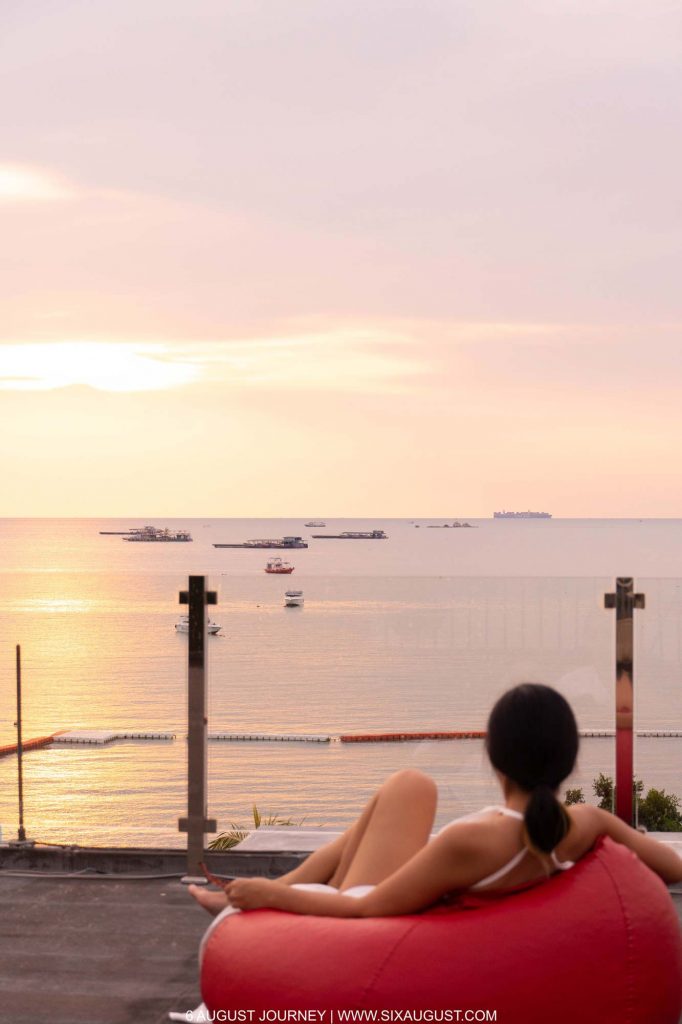 Wave Hotel Pattaya รีวิว rooftop