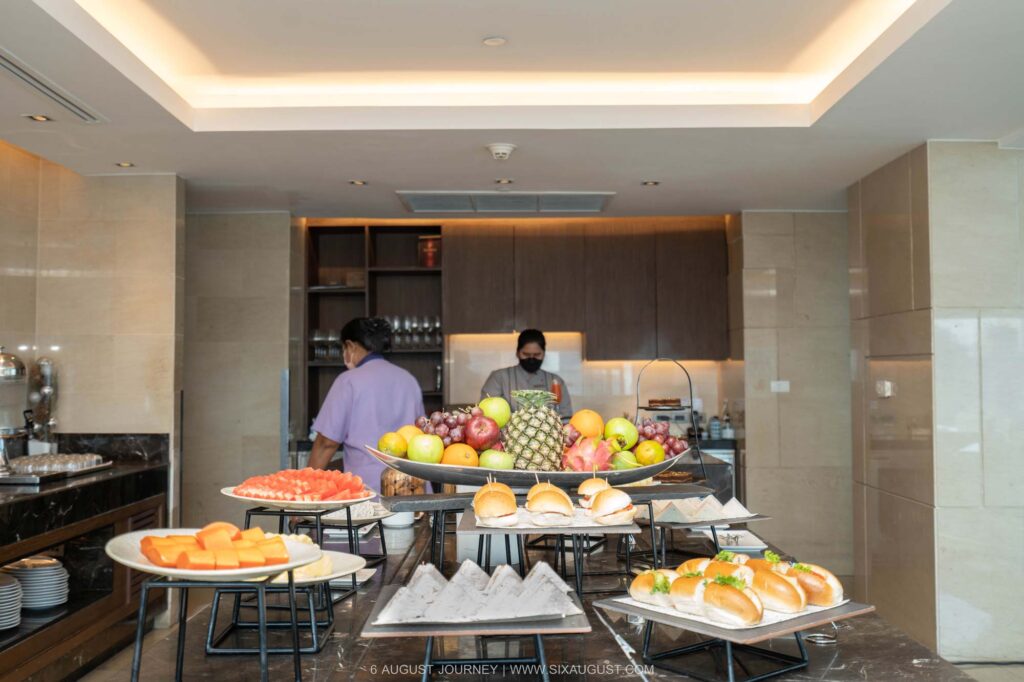 Amari Watergate Bangkok รีวิว เลาจน์